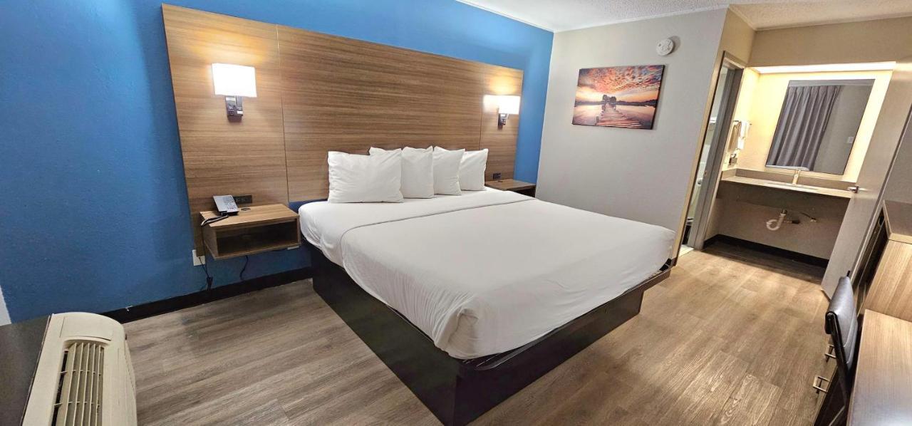 Surestay Studio By Best Western Victoria Exterior photo